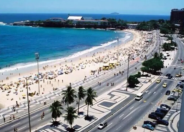 Copacabana -Praia- Rua Santa Clara Rio de Janeiro